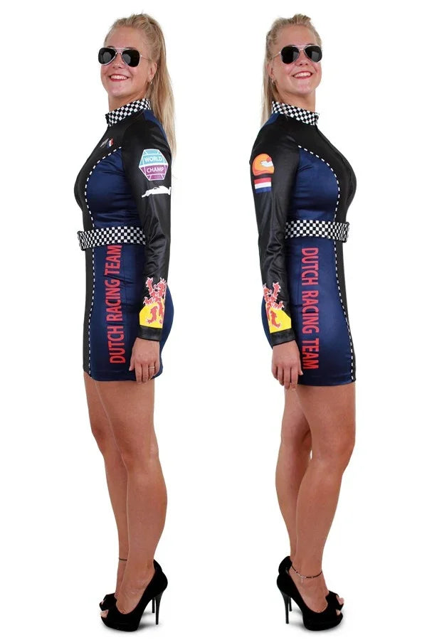 Vrouw in Formule 1 Dutch Racing Team kostuum met racebadges, geschikt voor carnaval of feestkleding