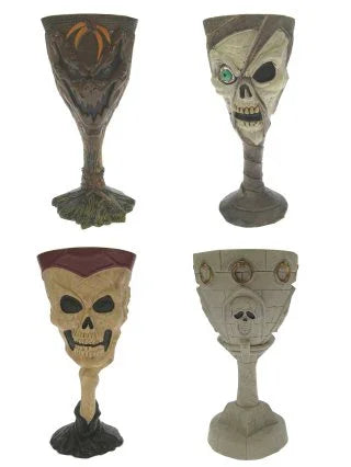 Halloween bekers met schedel en pompoen ontwerpen, perfect voor feestdecoratie of accessoires.