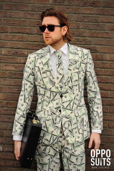 Cashanova - OPPO suit